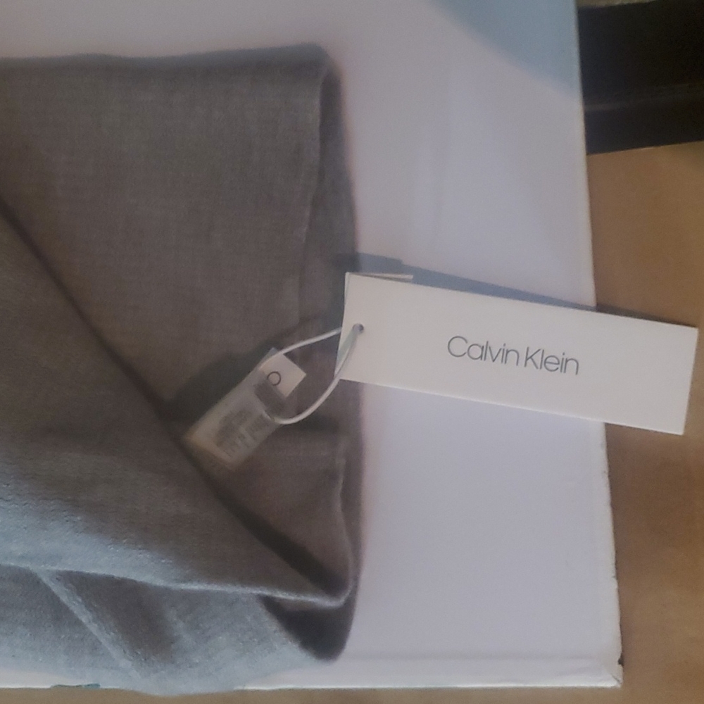 Infinity scarf - Picture 2 of 2